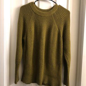Universal Threads Sweater